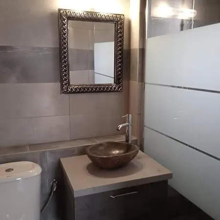 Mani Blue Tower Apartment