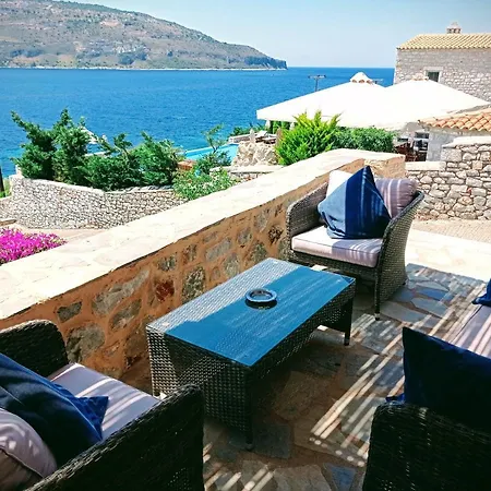 Διαμέρισμα Mani Blue Tower